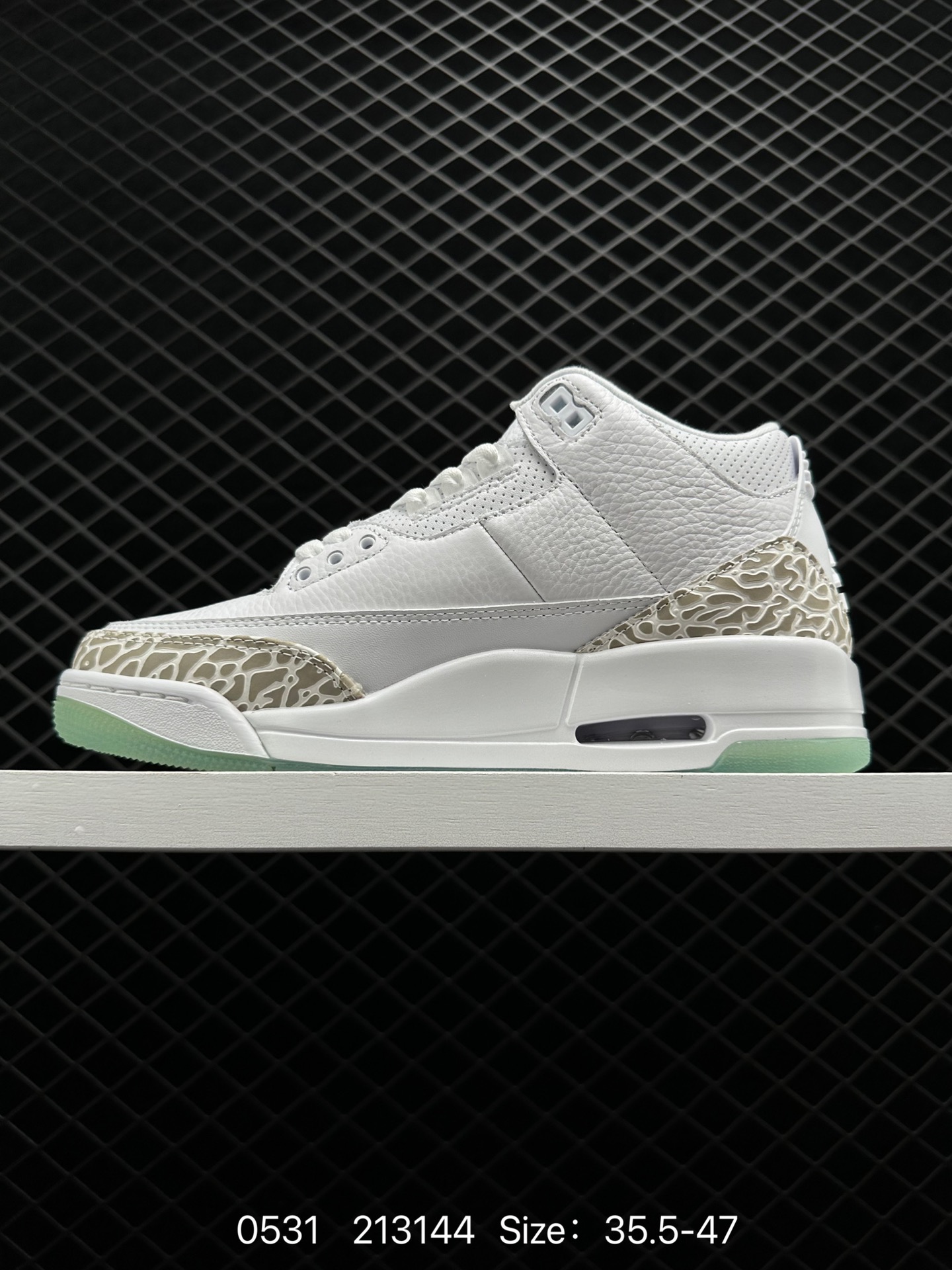 Air Jordan 3 Retro “Pure White”  AJ3